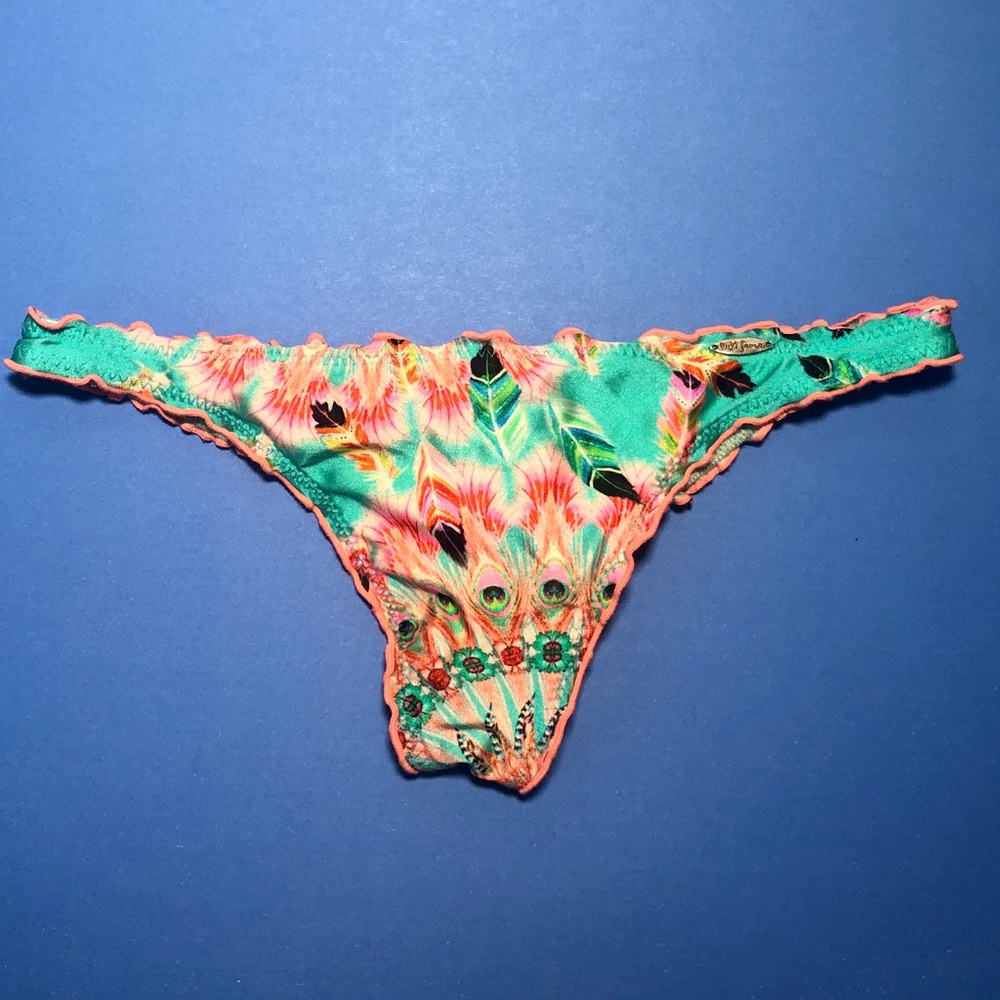 Luli Fama Scrunch Butt bottoms/ Neon Peacock Print